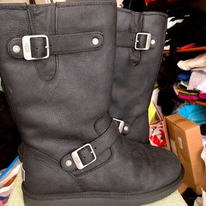 Woman’s 10 3/4” tall UGG fur lined boot